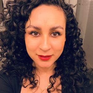 Meet your Posher, Karla